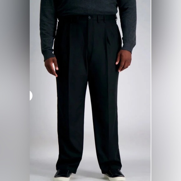 HAGGAR Cool 18Pro Black Classic Fit, Pleat Front Hidden Expand.Waistband… - Picture 2 of 15